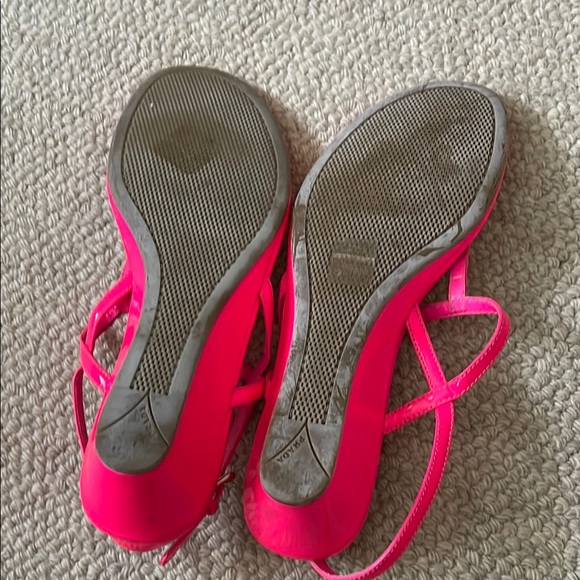 Prada Neon Pink Patent Leather Sandals, Wedge Heel, Size 8 1/2 - Picture 5 of 10
